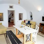 Genesis Cave Вилла Ия