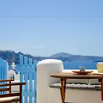 Genesis Cave Villa Oia
