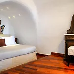 Villa Genesis Cave