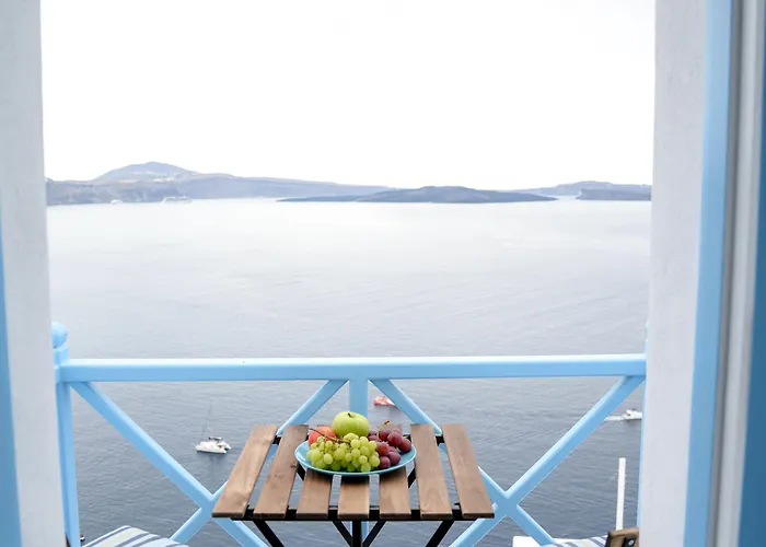 Genesis Cave * Oia (Santorini)