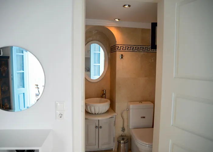 فيلة Genesis Cave