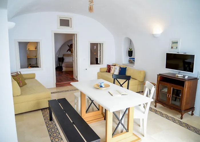 Genesis Cave Villa Oia