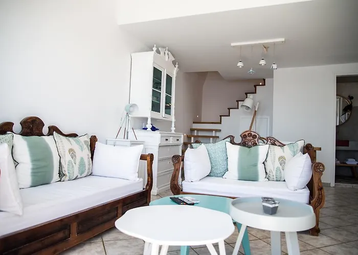 Genesis Cave Villa Oia